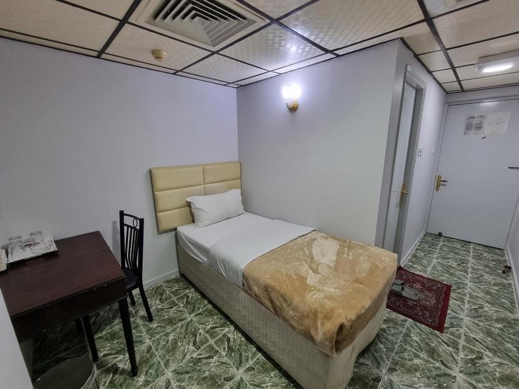 West Hotel دبي المظهر الخارجي الصورة